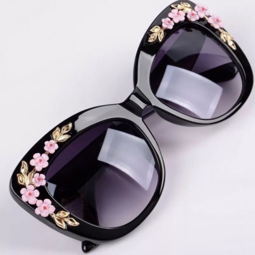 New! Oversized Cat Eye Sunglasses - Picture 2 of 9